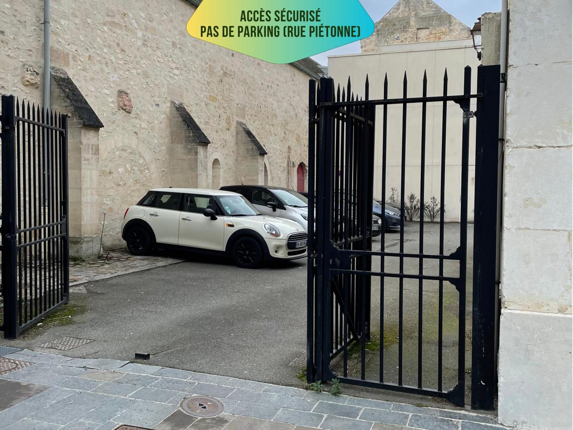 Compiègne Le Corneille - Ideal Pros & Couples - Centre Historique - Chateau 5Min - Gare 10Min - Au Calme - Fibre מראה חיצוני תמונה